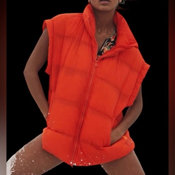 FP Movement Orange Puffer Vest | Free People | In a Bubble Oversized Vest NWT M - Picture 2 of 11